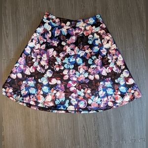Beautiful, The Limited size 8, dark floral skirt. NWT.
